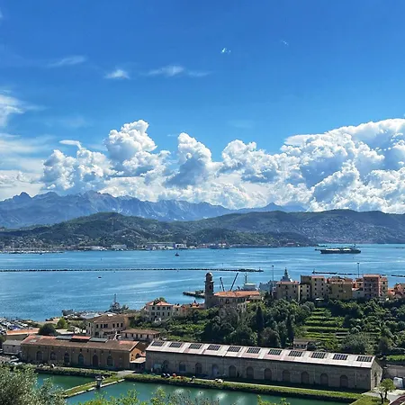 Omarea - Golfo Dei Poeti E Cinque Terre 斯培西亚